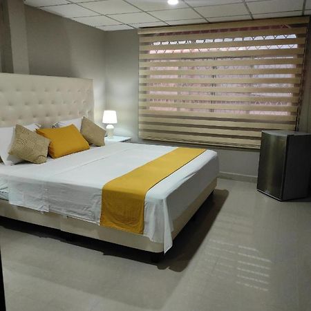 Royalinn 과야킬 외부 사진
