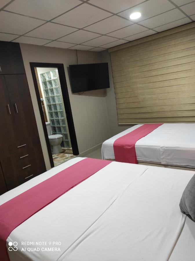 Royalinn 과야킬 외부 사진
