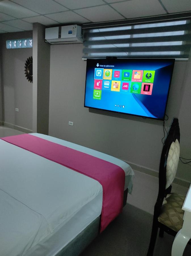 Royalinn 과야킬 외부 사진