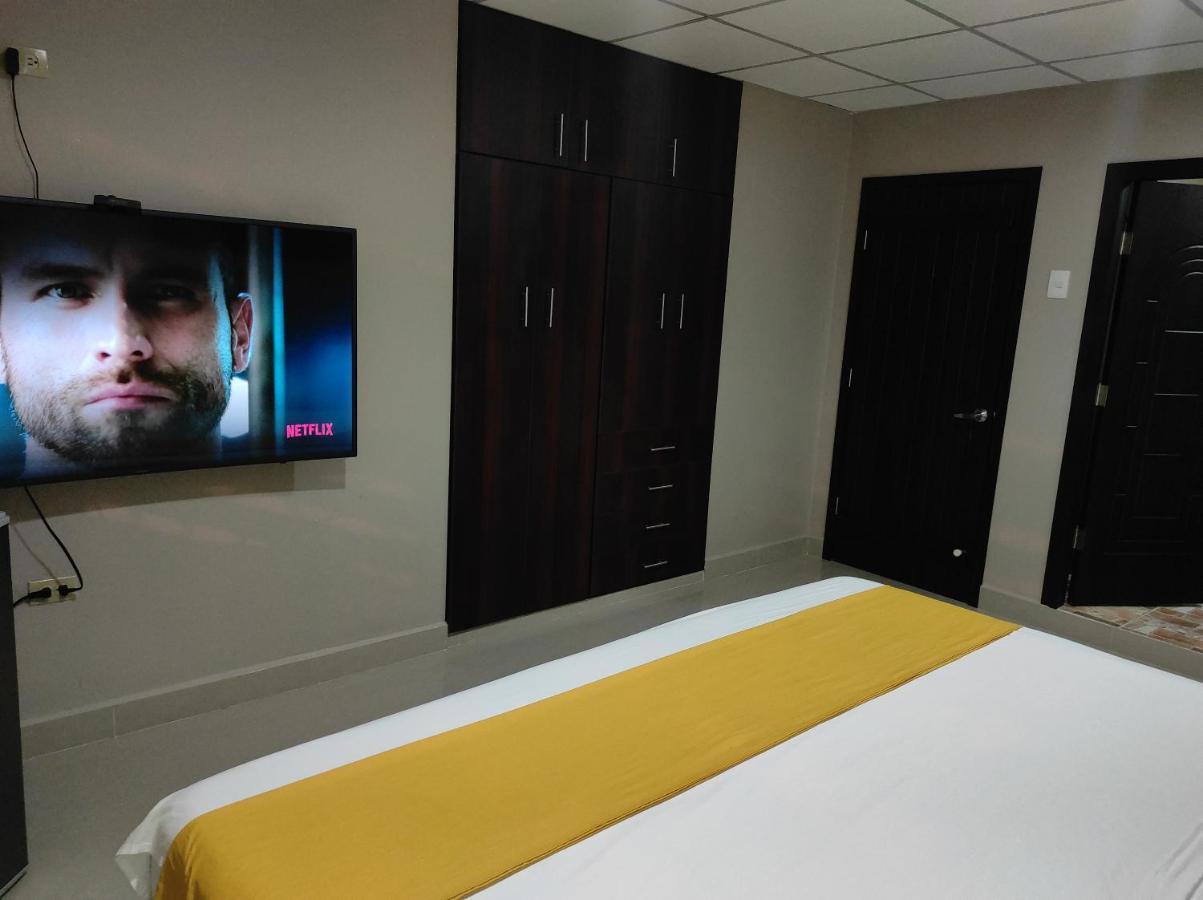 Royalinn 과야킬 외부 사진